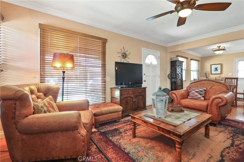 808 W 33rd