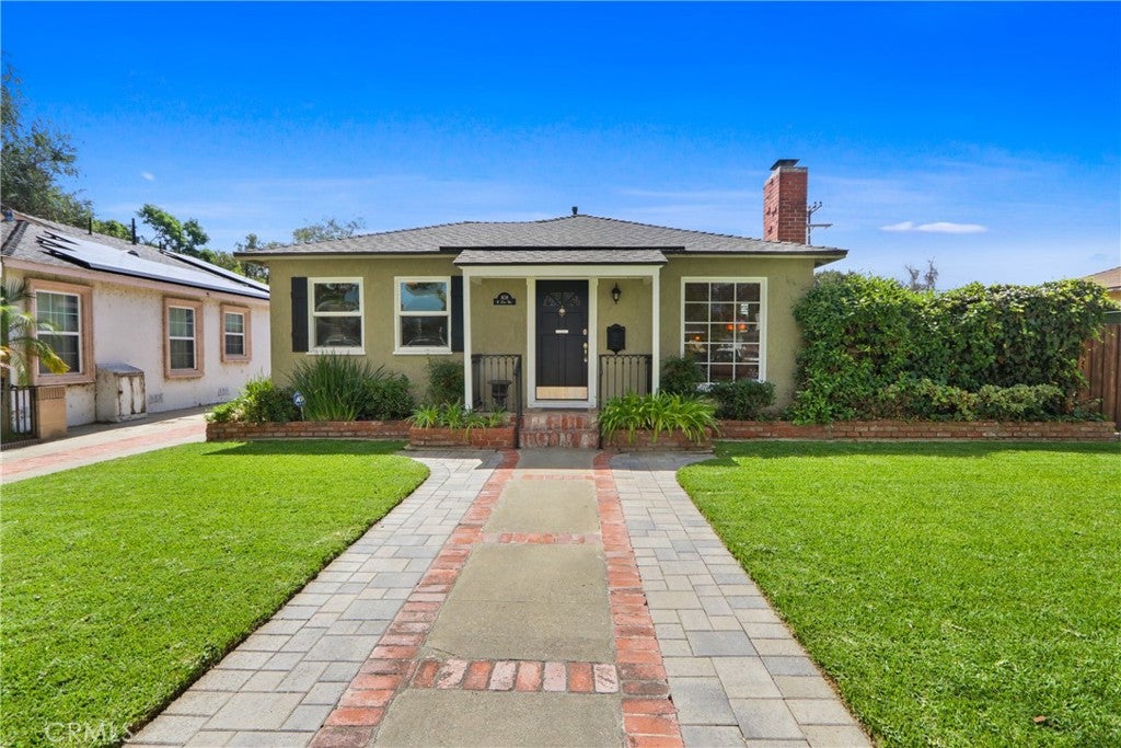 808 W 33rd