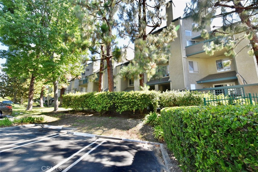The opportunity you have been waiting for. This is a trust sale and priced to move. It has been meticulously cared for. It's a quiet upper unit with lots
of natural light and views of many pine trees. On the main level there is a master bedroom with walk-in closet, full bath, bright and open kitchen,
living room, deck and laundry. There is a loft upstairs with a 3/4 bath. There are 2 assigned subterranean parking spaces. From the garage or the main level, you can take the elevator to your unit. All appliances and furniture will be included if the buyer would like them.