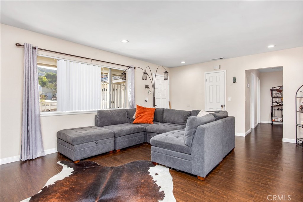 24048 Cruise Circle