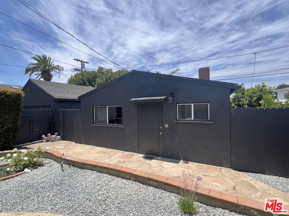 8347 Loyola Boulevard
