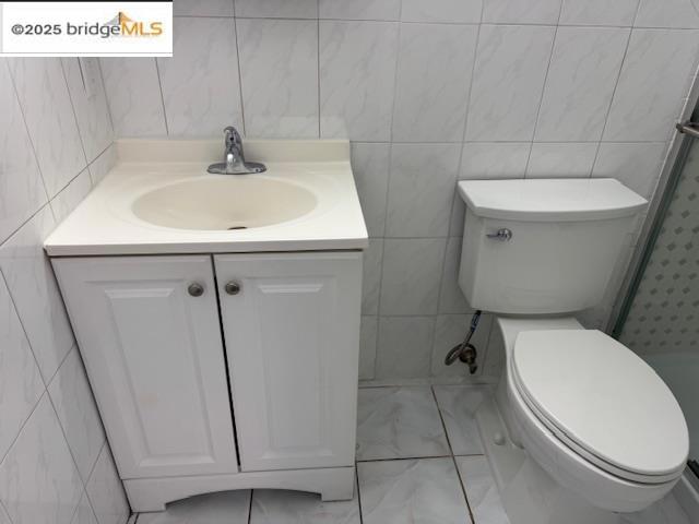 DOWNTOIOCH - Residential Lease