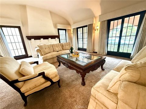 223 Bennett Long Beach CA 90803