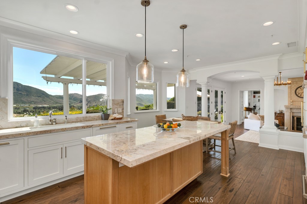 11370 Highridge Court