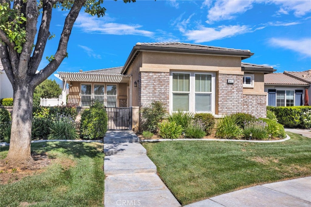 1612 Lewis Creek
