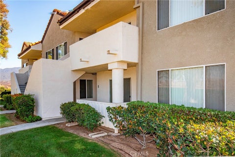 Photo of 21309 Eucalyptus Way #101, Newhall, CA 91321 (MLS # SR26215528)