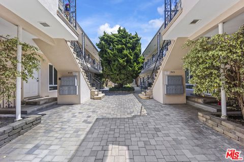 Photo of 934 2nd Street #3, Santa Monica, CA 90403 (MLS # 26636209)