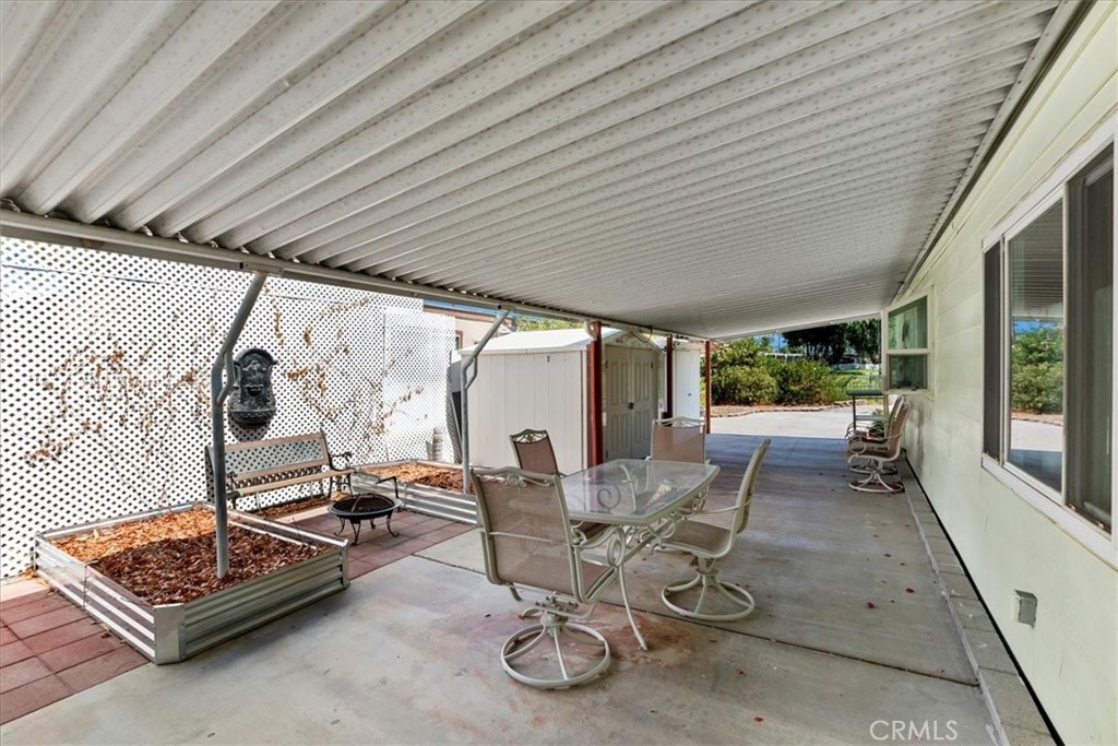 Date Palm Country Club (33613) - Manufactured In Park