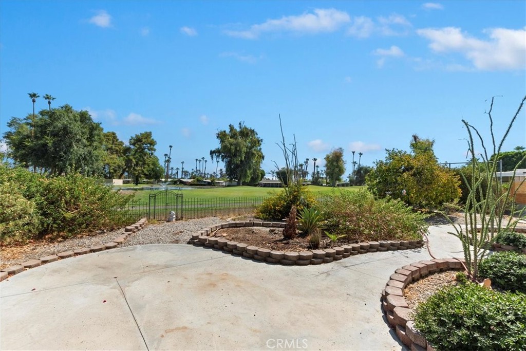 Date Palm Country Club (33613) - Manufactured In Park