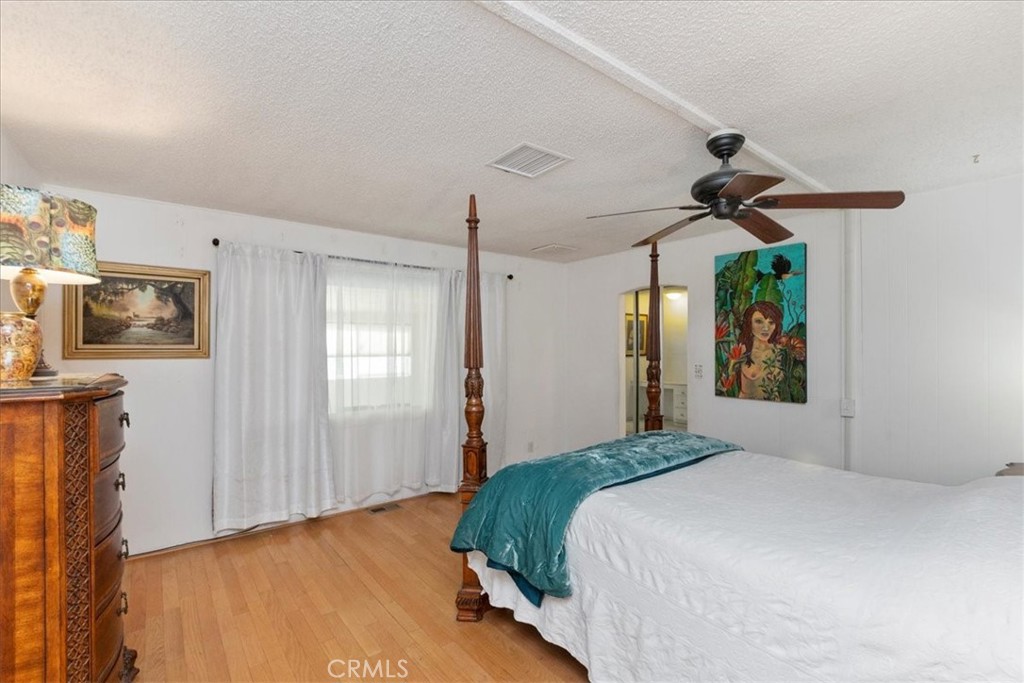 Date Palm Country Club (33613) - Manufactured In Park