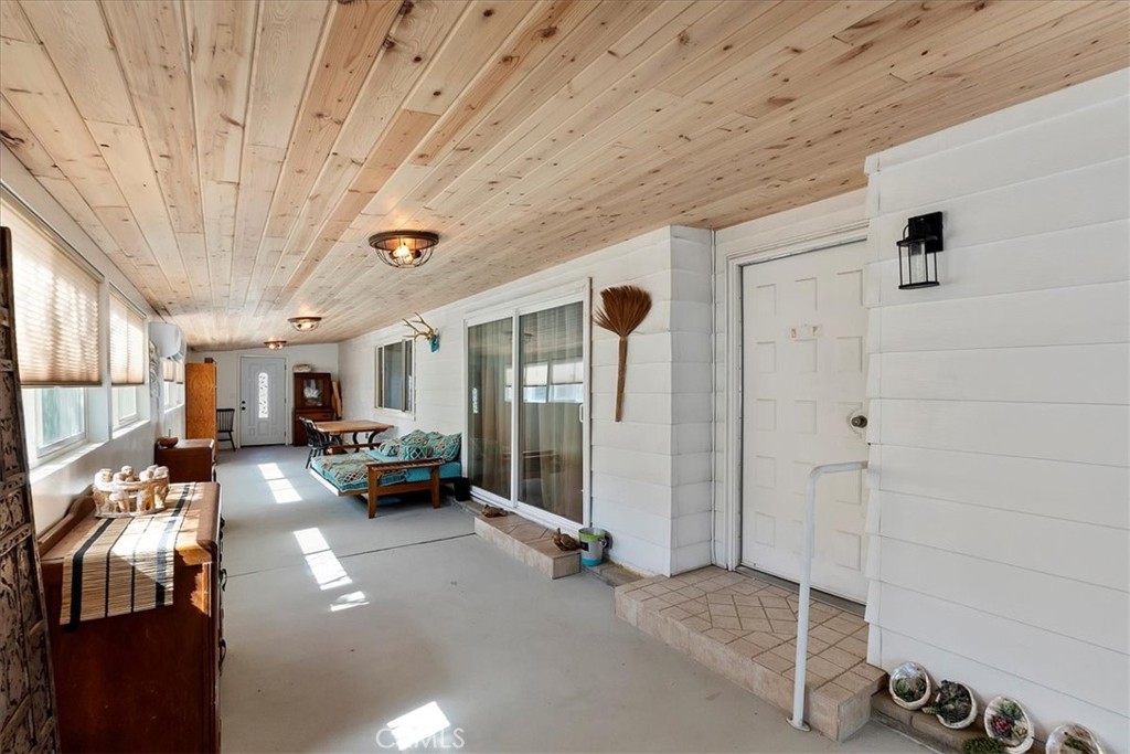 Date Palm Country Club (33613) - Manufactured In Park