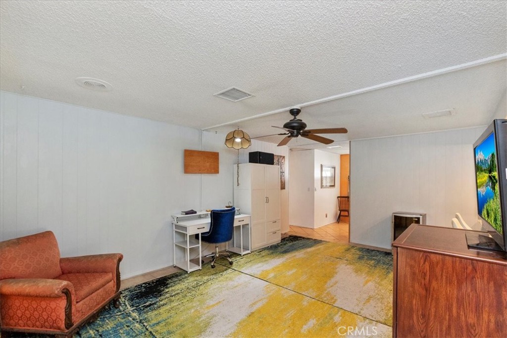 Date Palm Country Club (33613) - Manufactured In Park