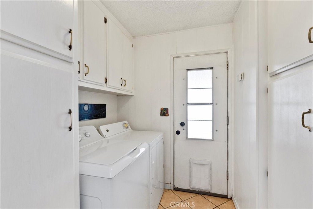 Date Palm Country Club (33613) - Manufactured In Park