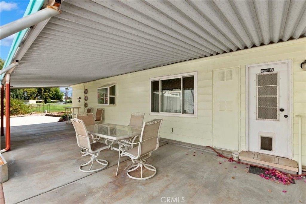 Date Palm Country Club (33613) - Manufactured In Park