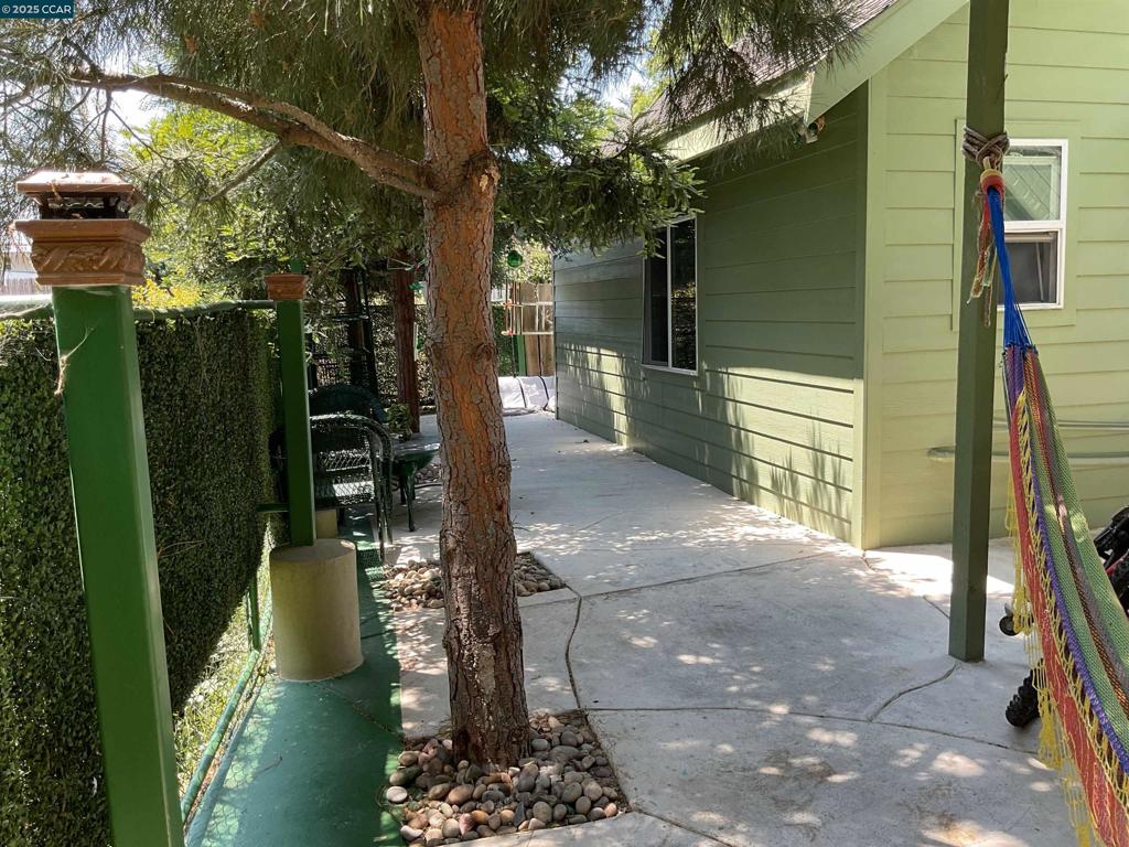 SHORE ACRES - Residential