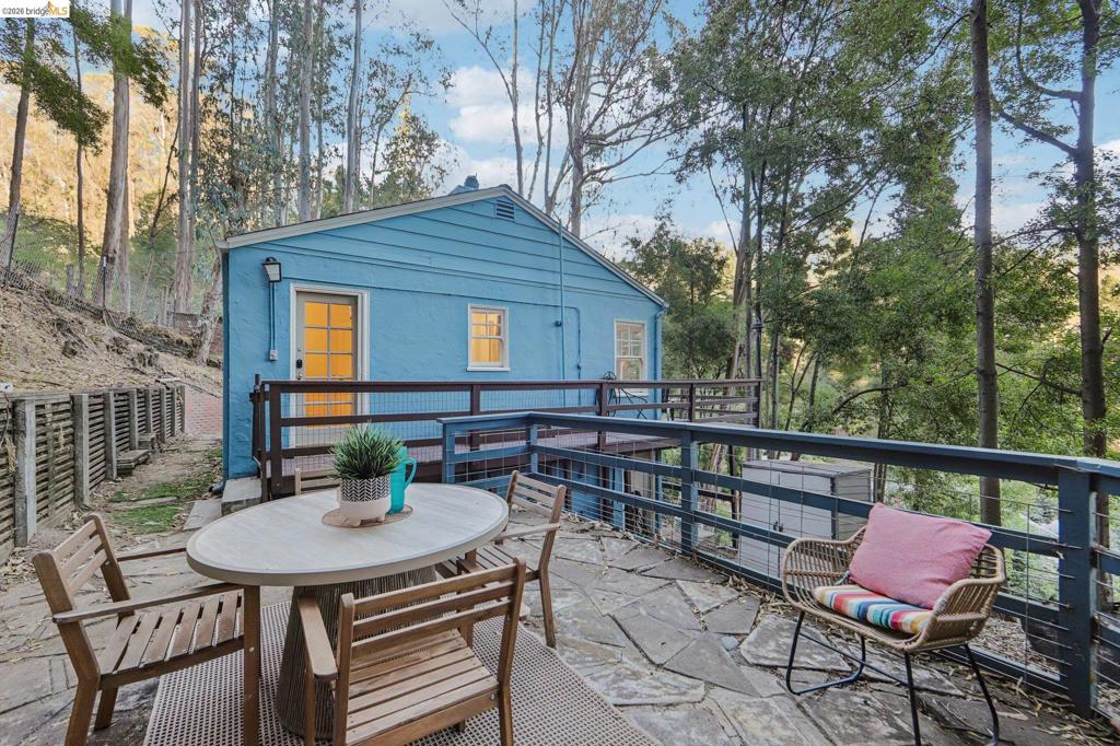 273 Beauforest Dr Dr