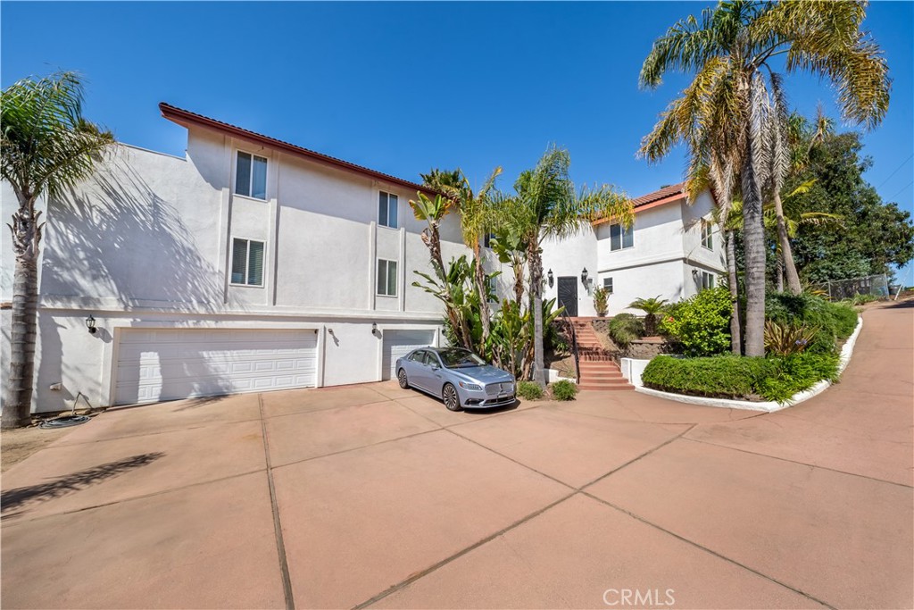 425 Calle Cielo