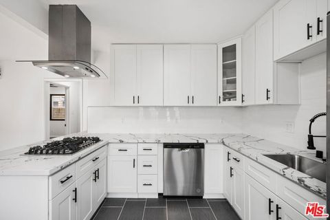 Photo of 1645 Selby Ave Ave, Los Angeles, CA 90024 (MLS # 26783167)