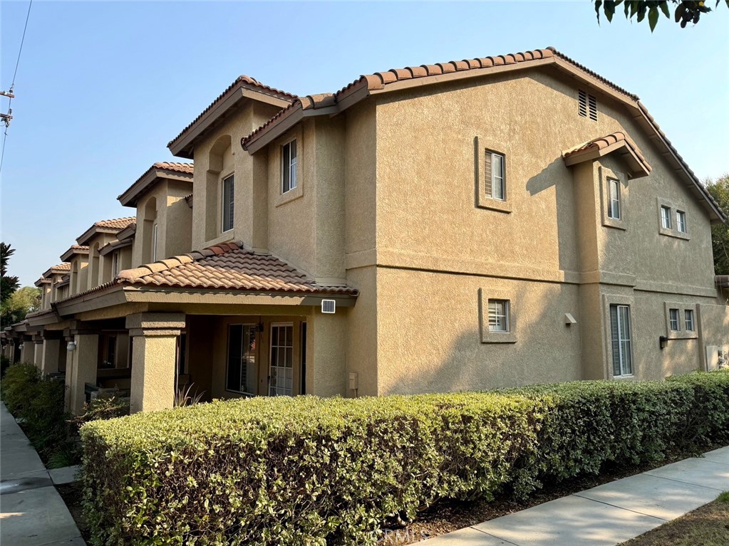 Newly remodeled 3 bedroom townhouse; close to multiple shopping centers; new kitchen cabinets and counter; new vinyl flooring upstairs; 2 car garage; a must see!