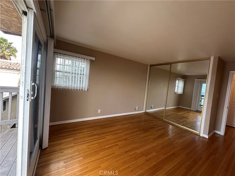 Tiny photo for 2913 crest Dr, Manhattan Beach, CA 90266 (MLS # SB25238335)