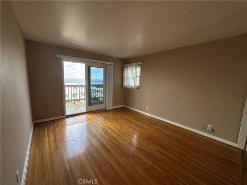 Tiny photo for 2913 crest Dr, Manhattan Beach, CA 90266 (MLS # SB25238335)