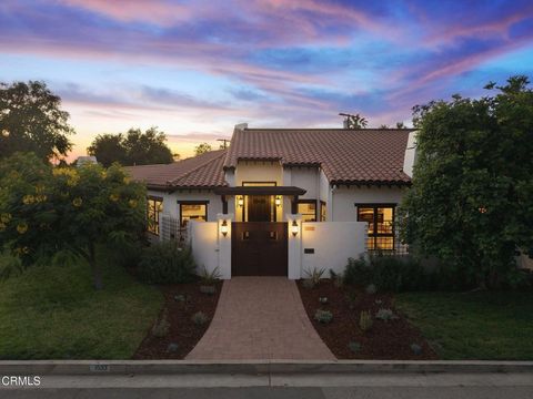 Photo of 1533 Rancho Avenue, Glendale, CA 91201 (MLS # P1-23971)