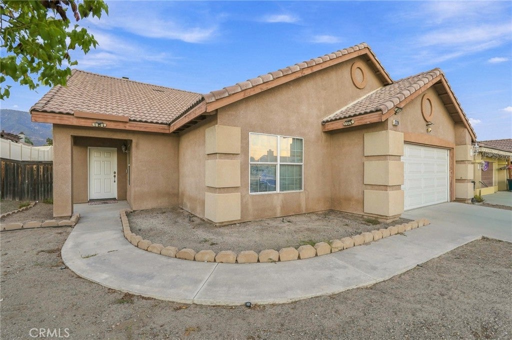 Photo of 2720 Sunset LN, San Bernardino, CA 92407 (MLS # IV26198070)