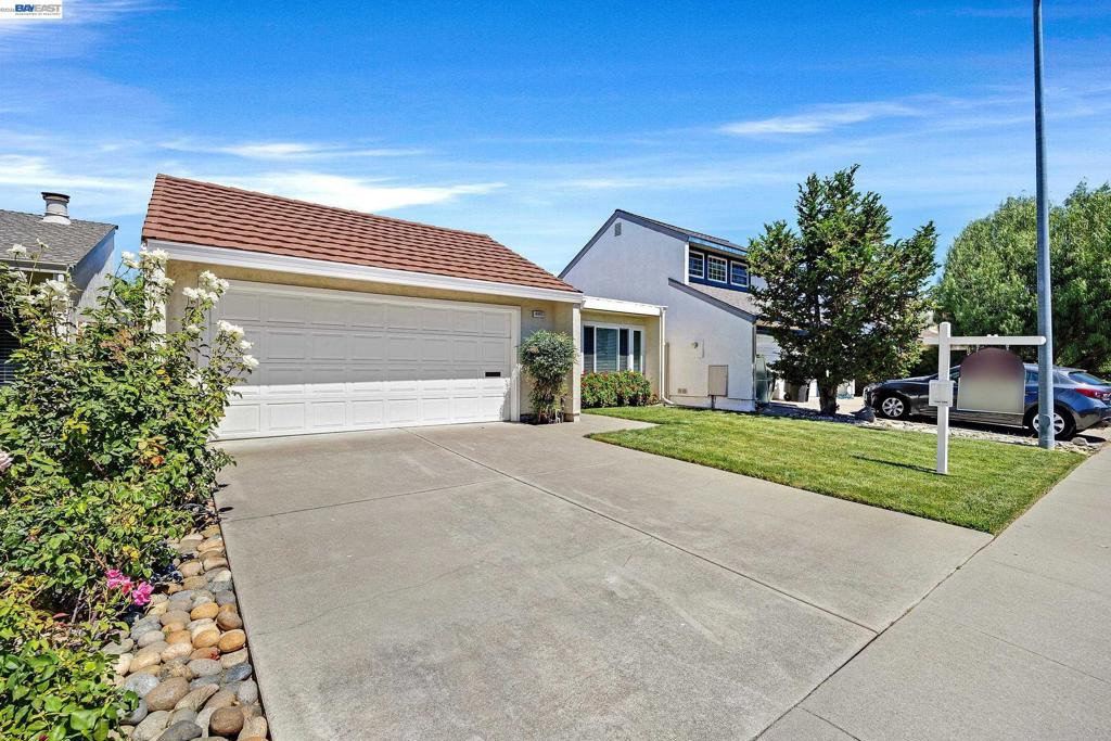 4042 Rennellwood Way
