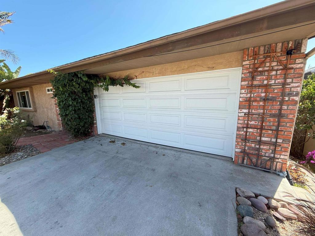 4810 Baylor Dr