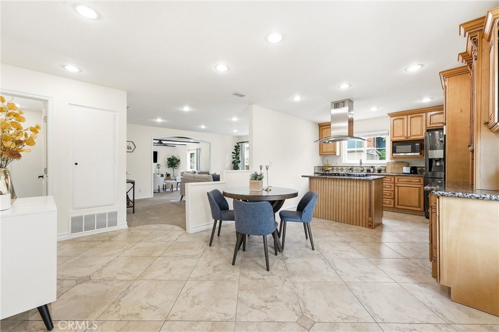 24745 Calle El Toro Grande