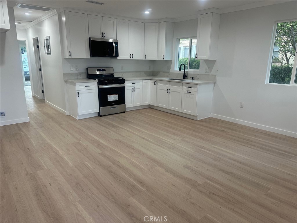 617 S Brand Boulevard