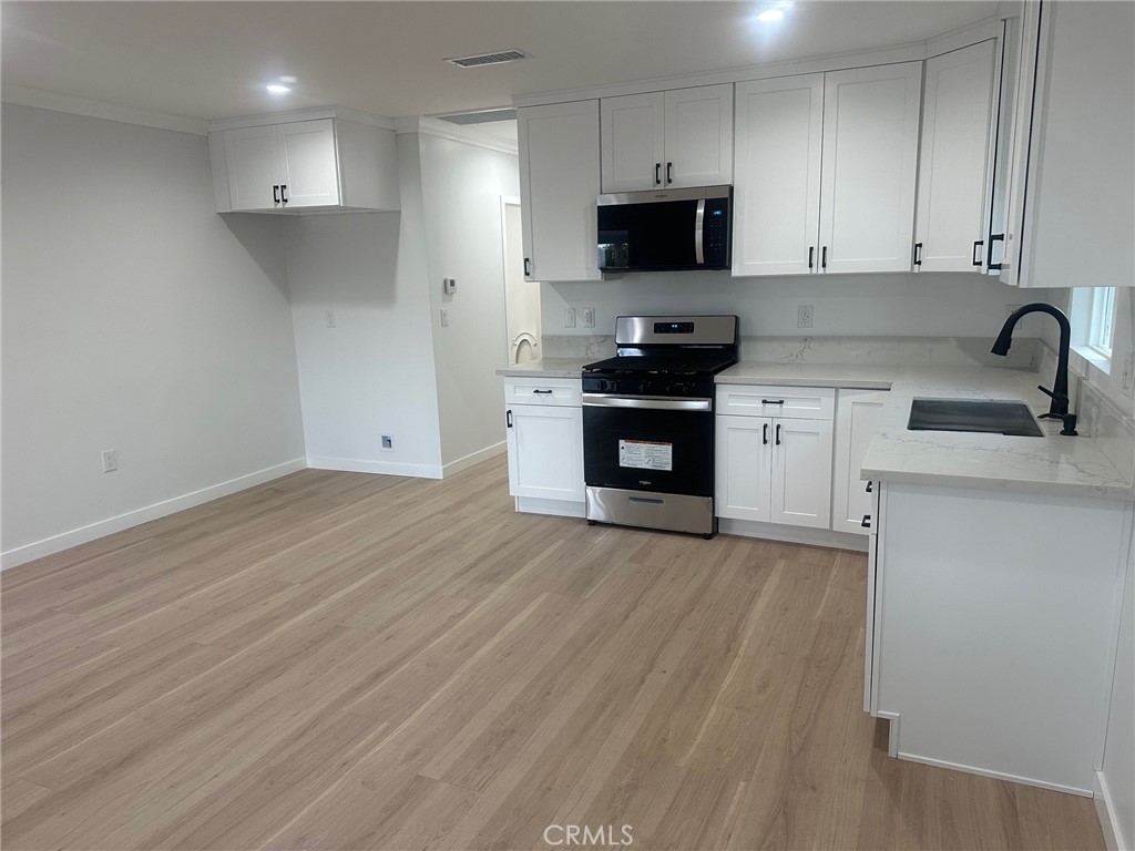 617 S Brand Boulevard