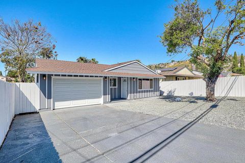 Photo of 952 Galapago St St, Spring Valley, CA 91977 (MLS # PTP2602161)
