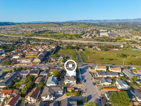 Tiny photo for 573 N 16th St, Grover Beach, CA 93433 (MLS # PI26022465)