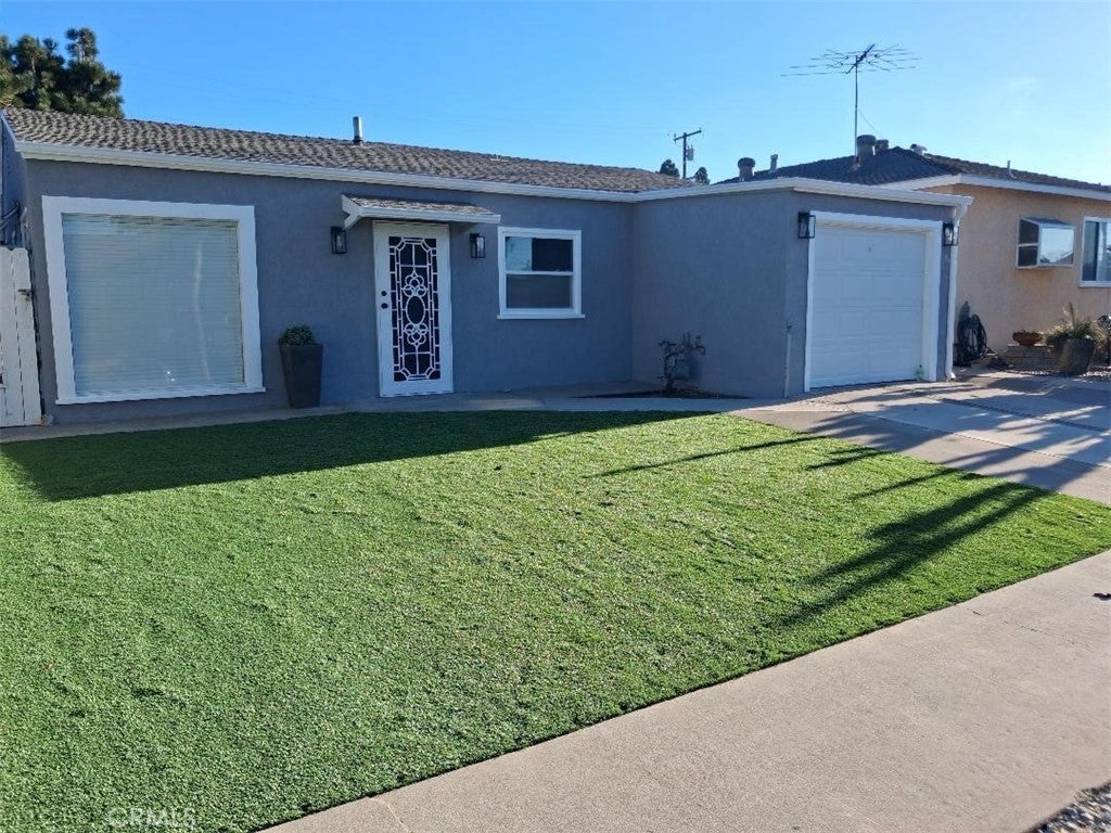4108 W 164th