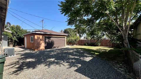 Photo of 18289 Seville AVE, Fontana, CA 92335 (MLS # OC26105982)
