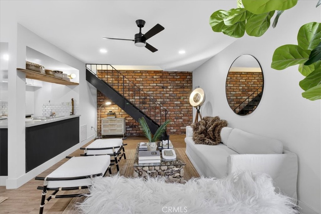 32116 Paseo Carolina 75