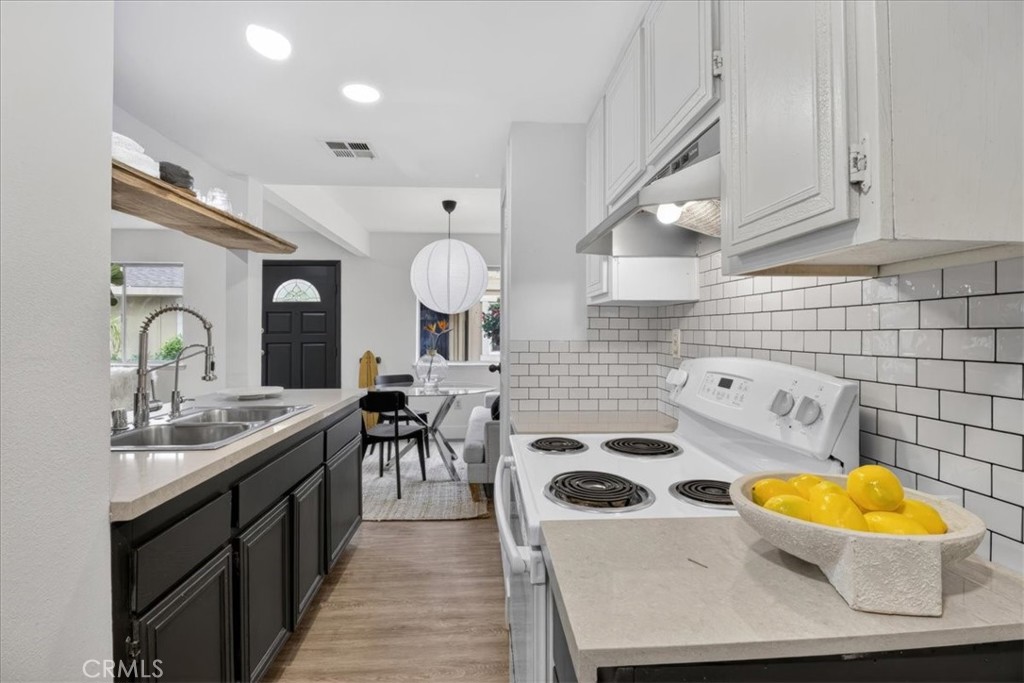 32116 Paseo Carolina 75