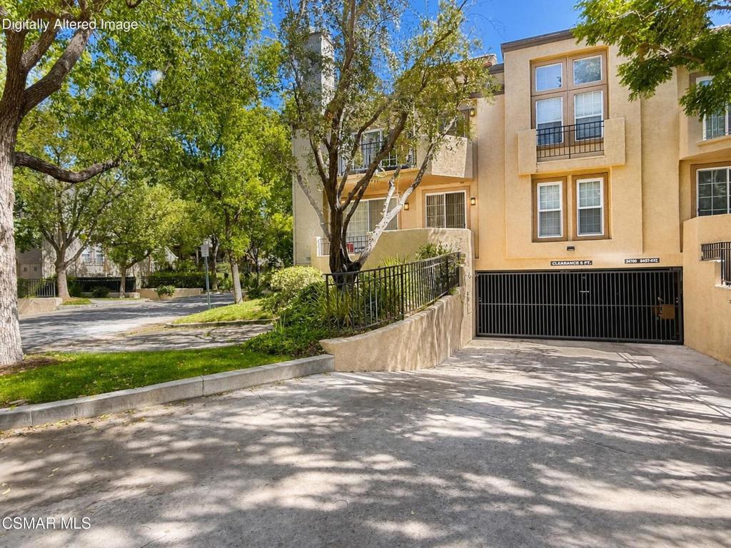 24109 Del Monte Drive 467