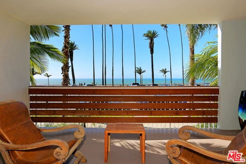 Photo of 1025 Ocean Avenue #102, Santa Monica, CA 90403 (MLS # 26844709)
