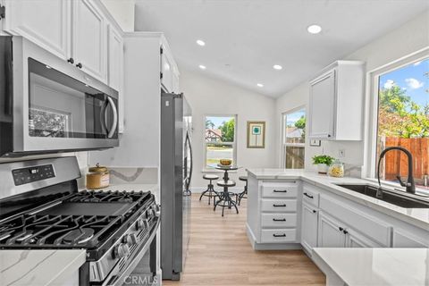 3176 Landmark Court Riverside CA 92503