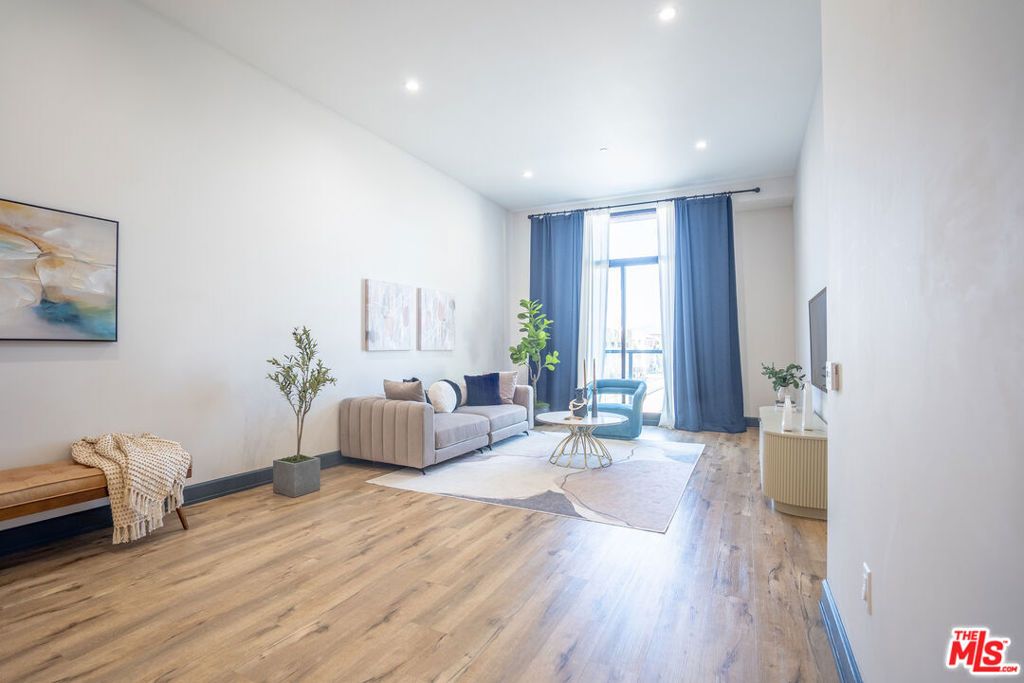 Photo of 3223 W 6th Street #205, Los Angeles, CA 90020 (MLS # 26712469)