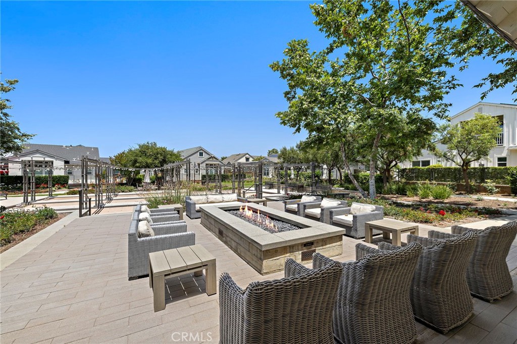 65 Listo Street