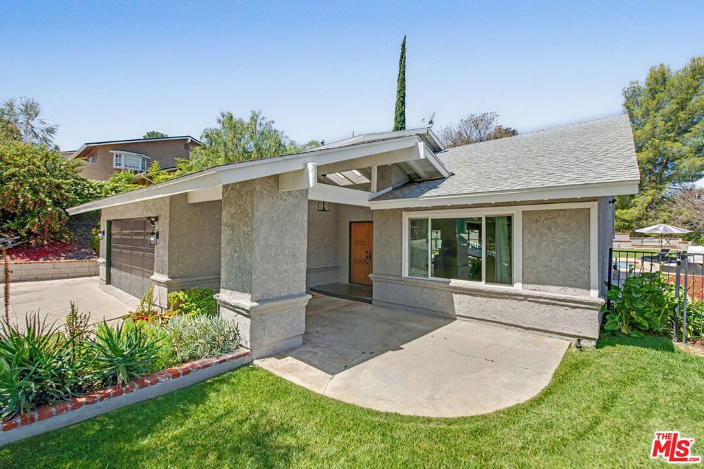 22957 Vista Delgado Drive