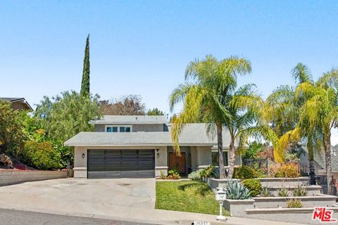 Photo of 22957 Vista Delgado Drive, Valencia, CA 91354 (MLS # 26816007)