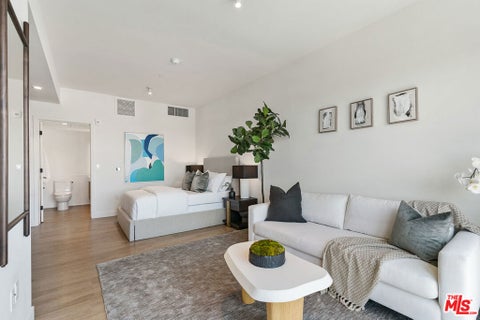 Photo of 10700 Tabor Street #217, Los Angeles, CA 90034 (MLS # 26992215)