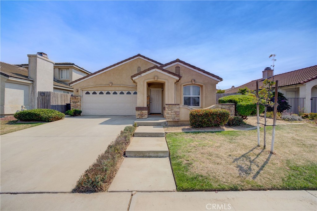 This 3-bedroom, 2-bath, 1,269 sq ft home delivers comfort, convenience, and an unbeatable price. Located right across the street from a park, you'll have open green space just steps away. Inside, the functional floor plan offers bright living areas, a spacious kitchen, and comfortable bedrooms.
The backyard is ready for entertaining, barbecues, or quiet evenings under the stars. With its prime location, well-kept outdoor space, and exceptional value, this home is perfect for first time home buyers or investors.