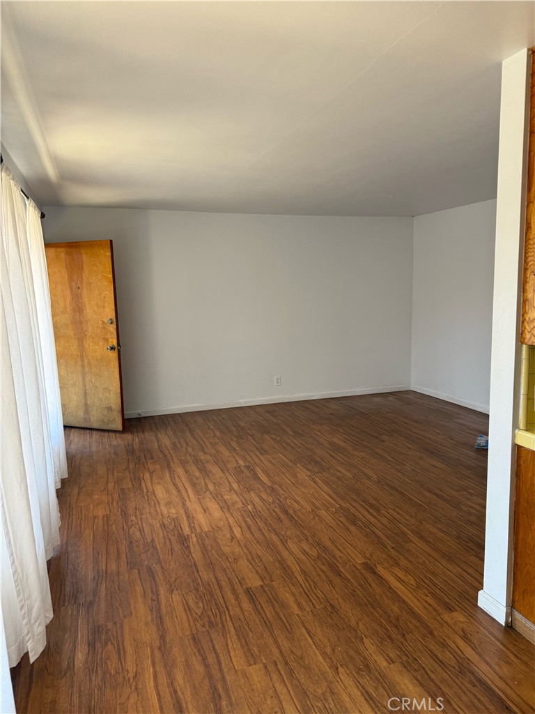 527 Cedar Avenue 2M