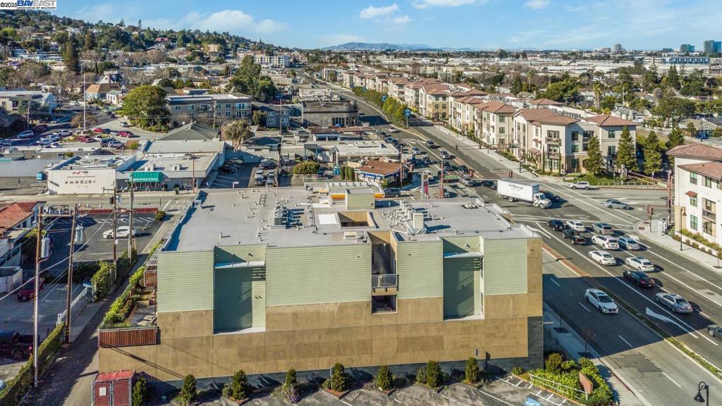 DOWN TOWN - Residential