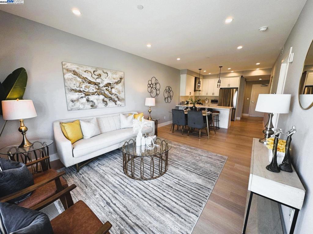 DOWN TOWN - Residential